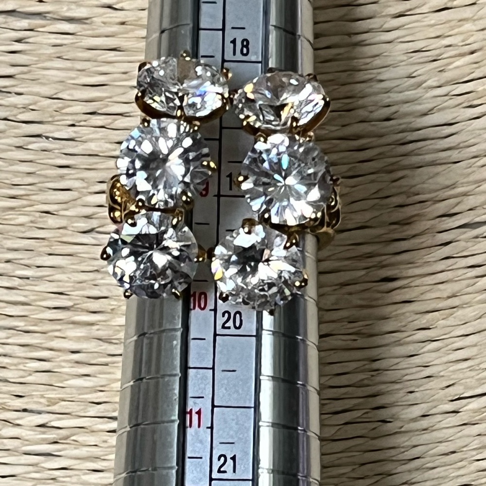 AVIVA CARMY PRE-LOVED AUTHENTIC CZ GOLD-PLATED STERLING SILVER CLUSTER RING